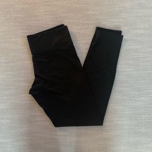 VS Pink Cropped Leggings